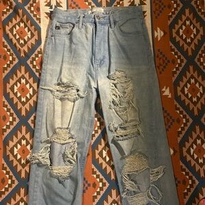 Women’s Kancan distressed jeans. Size 9/28